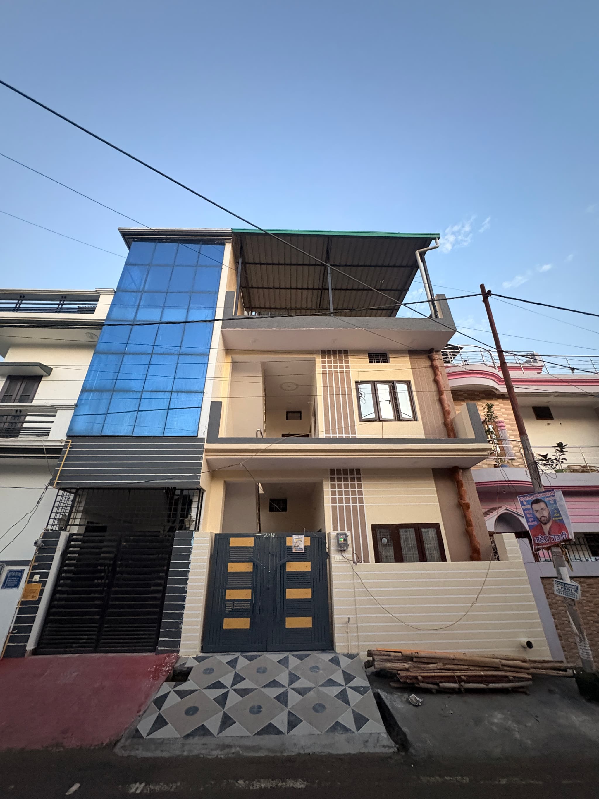 1RK NEAR Graphic era hill university